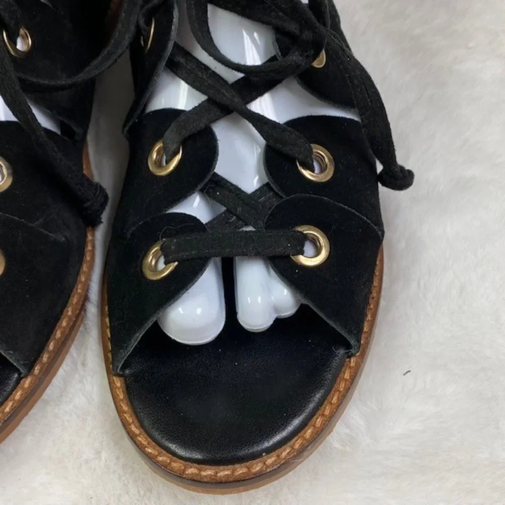 Urban Outfitters Gladiator Lace Up Suede Sandals, size EU 39‎